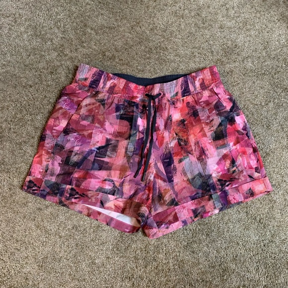 Lululemon shorts - Picture 3 of 4